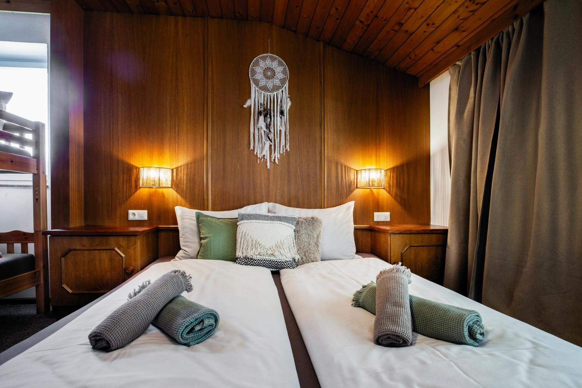 Pinetree Lodge Mayrhofen Extérieur photo